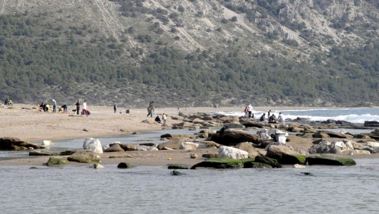 Dalaman sahillerinde güneş keyfi