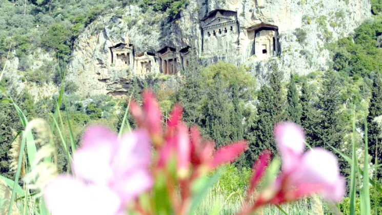 Dalyan Kaunos ilklerin kenti…