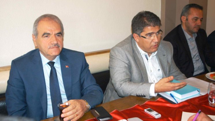 Ak Partili İlçe Başkanları Bir Araya Geldi