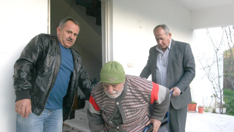 Muhtar’dan Örnek davranış