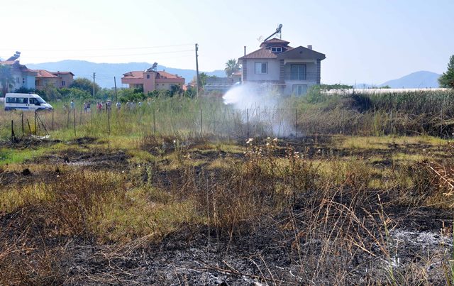 Ortaca’da Otluk Alan Yangını