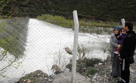 Aşırı yağışlar baraj kapaklarını açtırdı