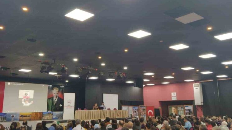 Milas’ta ’koruyucu aile’ toplantısı düzenlendi