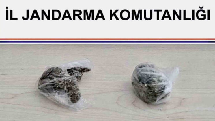 Otobüsteki yolcuda uyuşturucu ele geçirildi