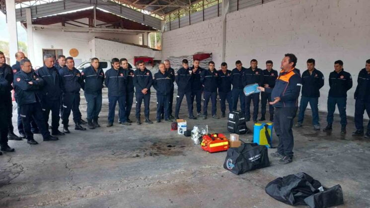 Muğla Büyükşehir İtfaiyesi’ne kimyasal tehlikeler eğitimi verildi