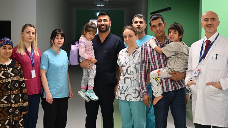 DALAMAN’DA YANGINDA YARALANAN 2 KARDEŞ SAĞLIĞINA KAVUŞTU