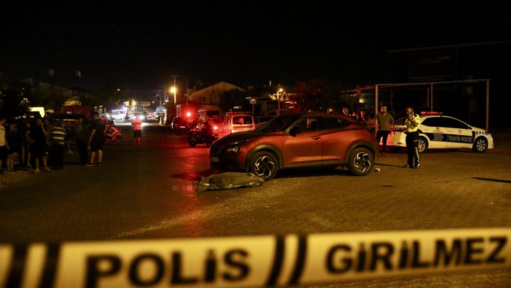 Otomobille çarpışan motosikleti kullanan çocuk öldü