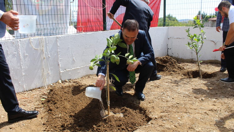 Datça’da Laçin İlkokulu düzenlenen törenle açıldı