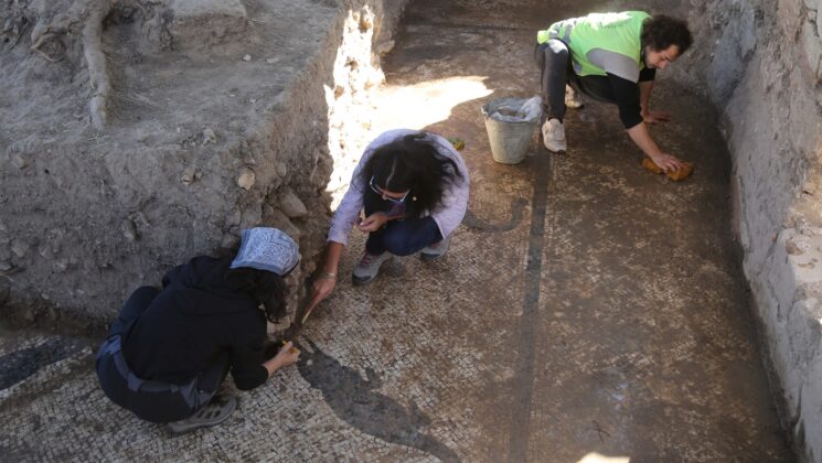 Herakleia Antik Kenti’nin Roma hamamı gün yüzüne çıkarılıyor