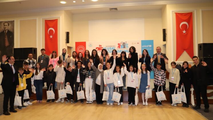  25. Ulusal Çocuk Forumu Çeyrek Asır Çocuk Buluşmaları yapıldı