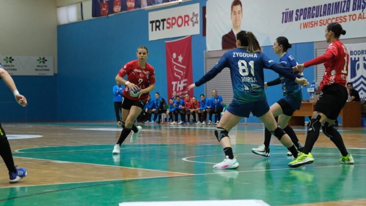 Namağlup lider Kritik Rövanşı da Kazandı